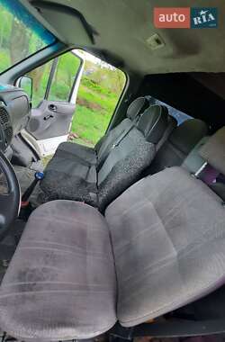 Микроавтобус Ford Transit 2000 в 