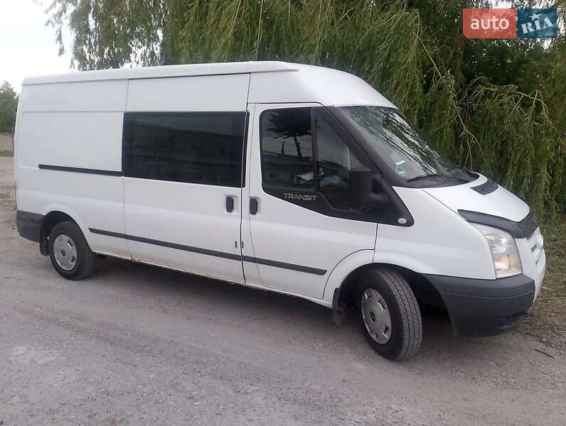 Грузовой фургон Ford Transit 2012 в Лозовой
