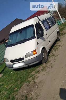 Микроавтобус Ford Transit 2000 в Смеле