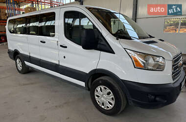 Микроавтобус Ford Transit 2017 в 