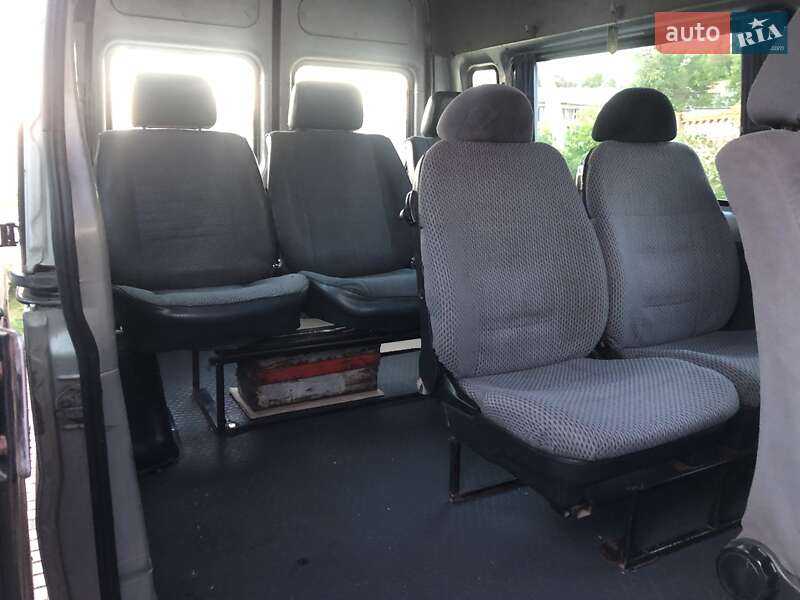 Мікроавтобус Ford Transit 2002 в Олександрії фото 6 Мікроавтобус Ford Transit 2002 в Олександрії
