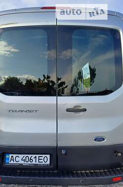 Вантажний фургон Ford Transit 2016 в 