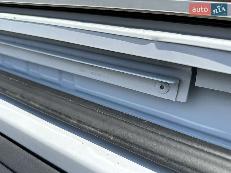 Грузовой фургон Ford Transit 2017 в Мерефа