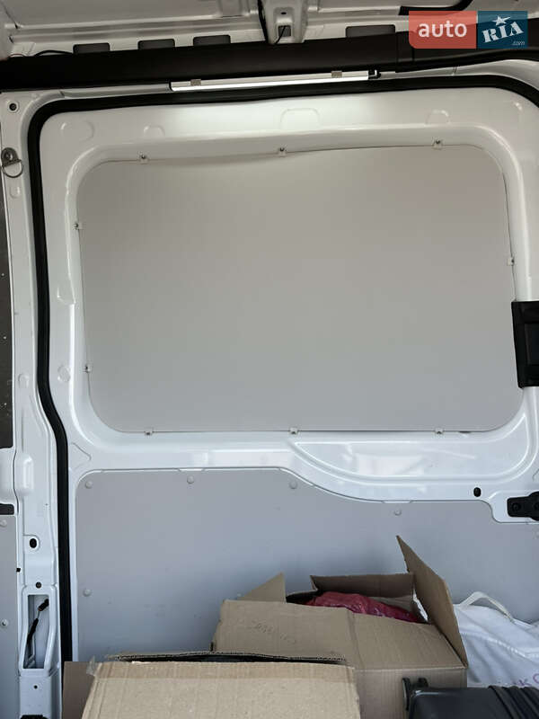 Грузовой фургон Ford Transit 2017 в Мерефа