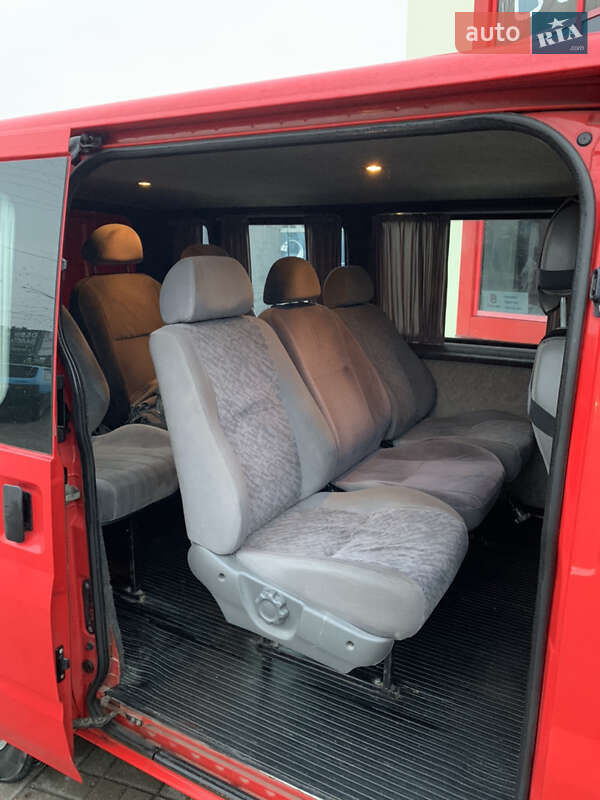 Микроавтобус Ford Transit 2006 в Ровно