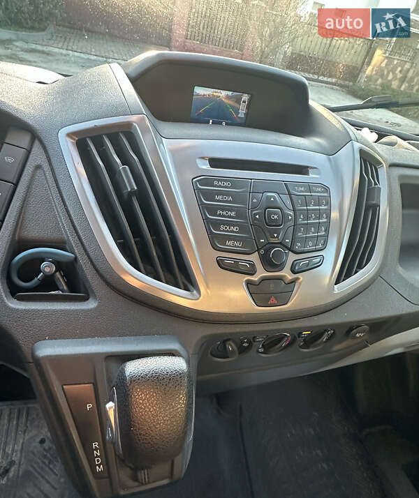Грузовой фургон Ford Transit 2017 в Киеве