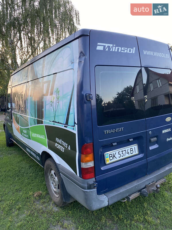 Микроавтобус Ford Transit 2006 в Заречном
