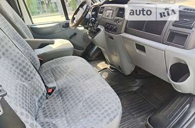 Грузопассажирский фургон Ford Transit 2007 в Виннице