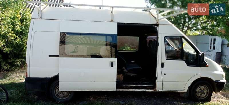 Микроавтобус Ford Transit 2000 в 