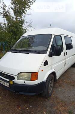 Грузопассажирский фургон Ford Transit 1999 в Пулинах