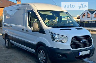 Вантажний фургон Ford Transit 2017 в Києві