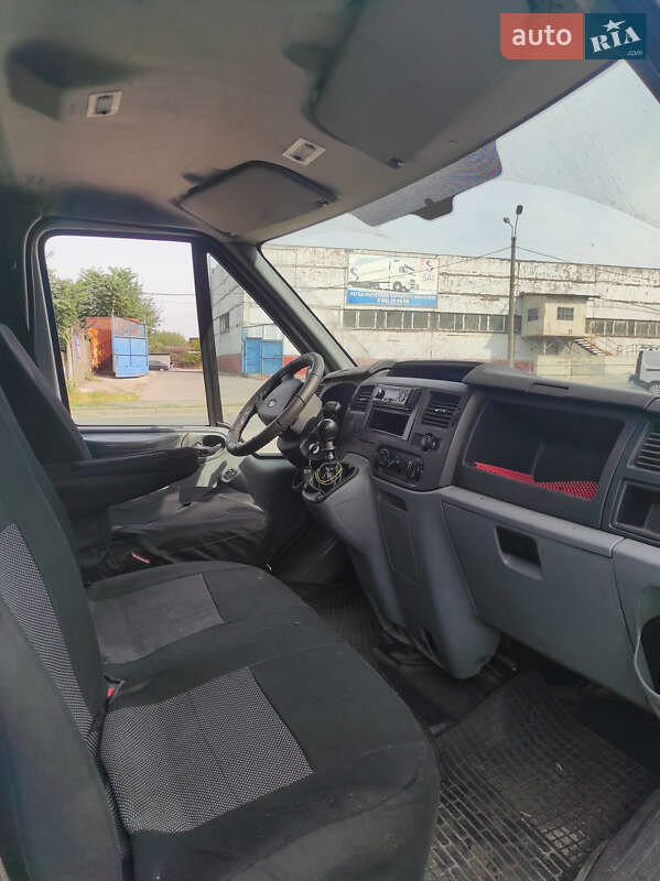 Вантажний фургон Ford Transit 2011 в Запоріжжі