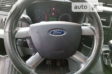 Ford Transit 2012