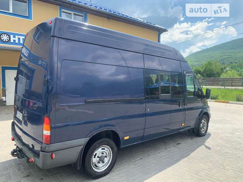 Микроавтобус Ford Transit 2005 в Межгорье