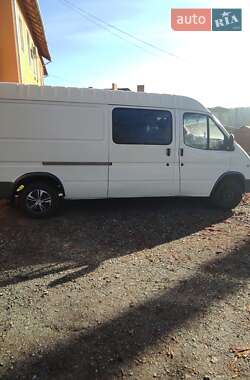 Грузовой фургон Ford Transit 2000 в Теребовле