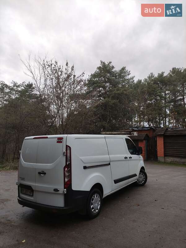Мікроавтобус Ford Transit 2016 в Вараші