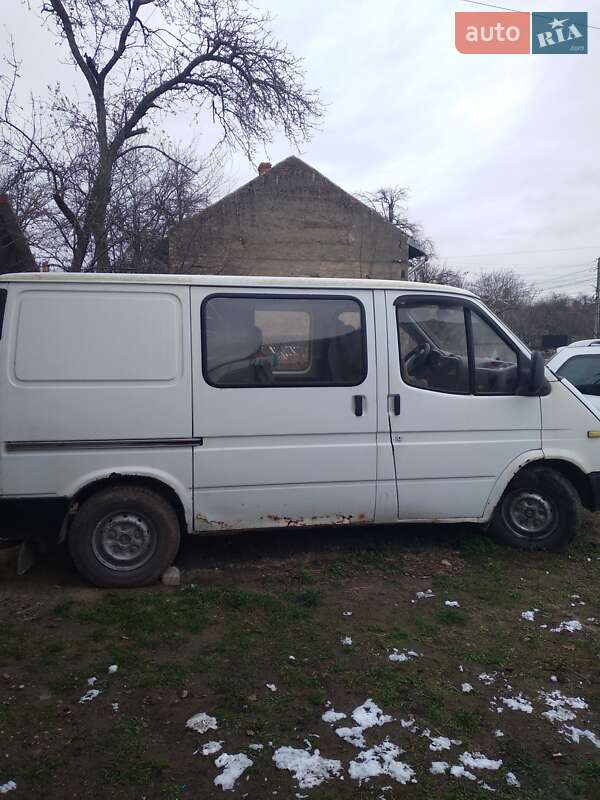 Другие автобусы Ford Transit 1998 в Самборе