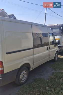 Грузовой фургон Ford Transit 2004 в 