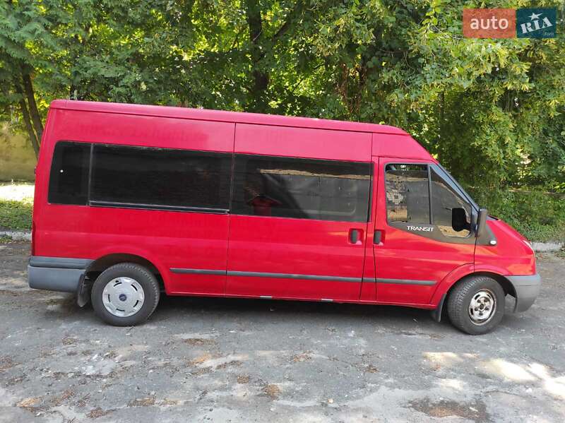 Ford Transit 2012