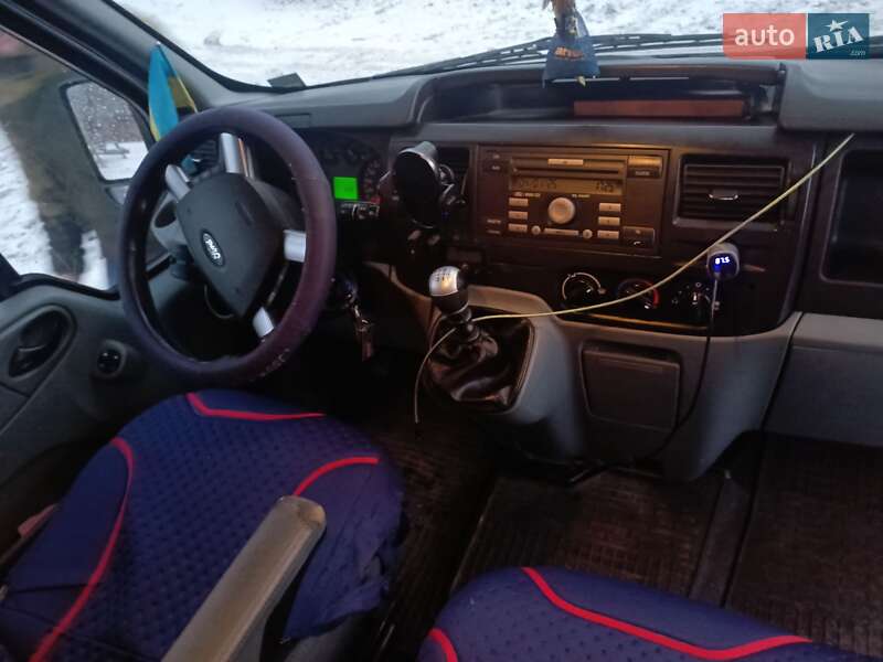 Микроавтобус Ford Transit 2010 в Рокитном