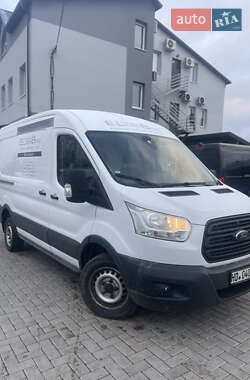 Вантажний фургон Ford Transit 2015 в Рівному