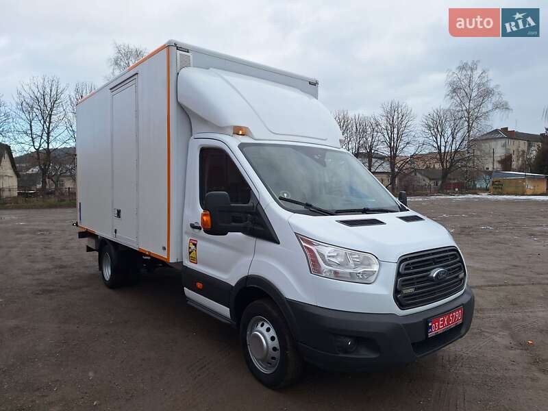 Вантажний фургон Ford Transit 2016 в Бережанах