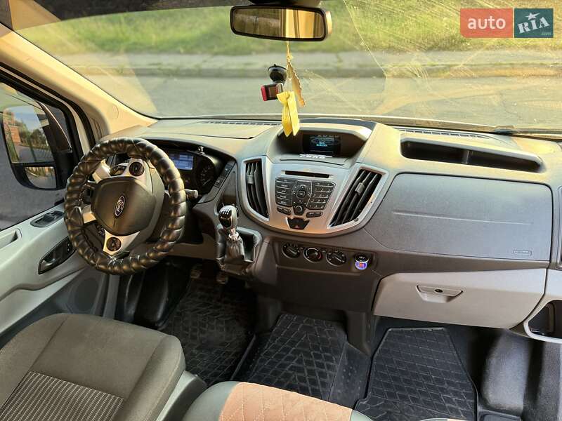 Микроавтобус Ford Transit 2016 в Луцке