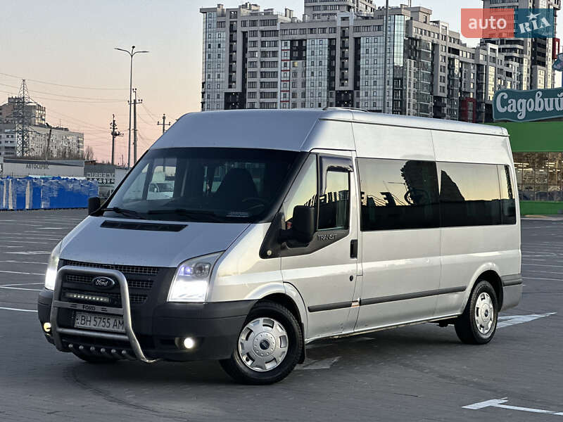 Ford Transit 2012