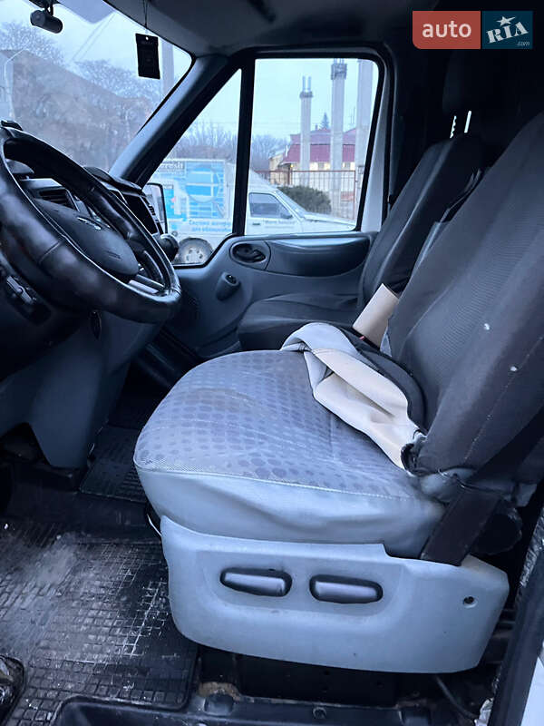 Рефрижератор Ford Transit 2013 в Чернівцях
