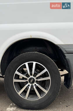 Грузовой фургон Ford Transit 2011 в 