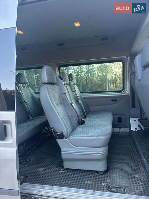 Грузопассажирский фургон Ford Transit 2013 в Новояворовске фото 8 Грузопассажирский фургон Ford Transit 2013 в Новояворовске