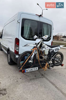 Грузовой фургон Ford Transit 2018 в 