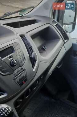 Вантажний фургон Ford Transit 2017 в 