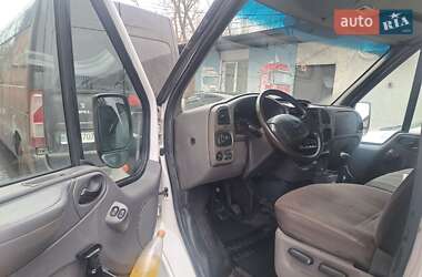 Грузовой фургон Ford Transit 2004 в Виннице