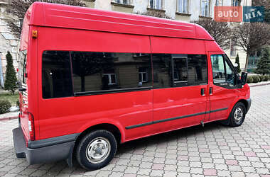 Специальный автобус Ford Transit 2012 в 
