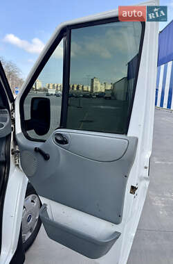 Грузовой фургон Ford Transit 2008 в Одессе