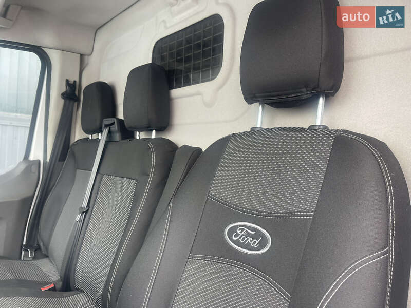 Вантажний фургон Ford Transit 2020 в Харкові