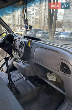 Вантажний фургон Ford Transit 2002 в 
