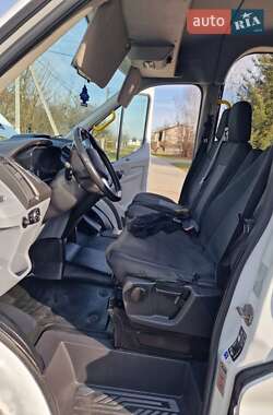 Мікроавтобус Ford Transit 2016 в 