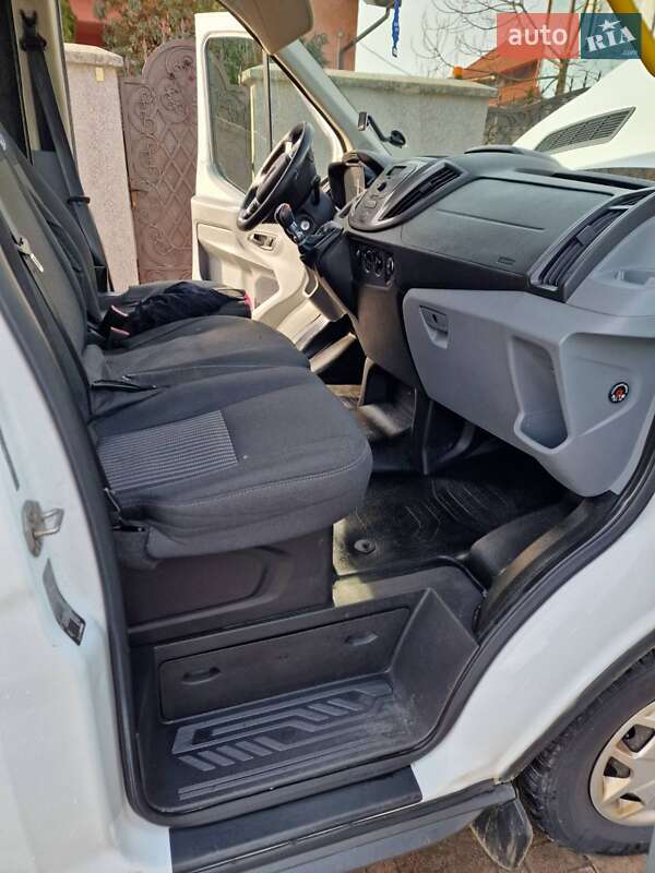 Мікроавтобус Ford Transit 2016 в Прилуках