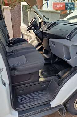 Мікроавтобус Ford Transit 2016 в 
