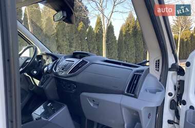Автомобіль швидкої допомоги Ford Transit 2020 в 