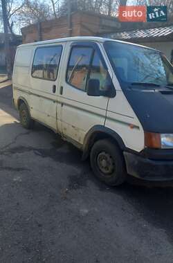 Вантажопасажирський фургон Ford Transit 1990 в 