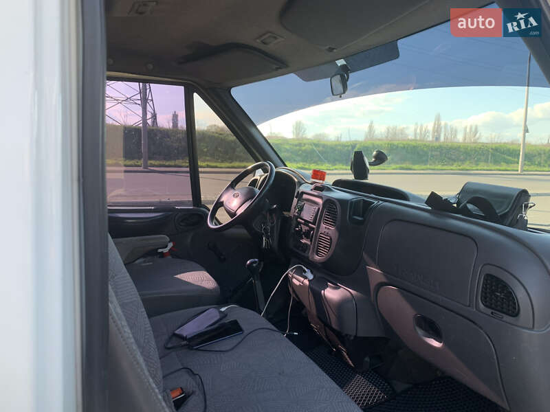 Грузовой фургон Ford Transit 2003 в Одессе
