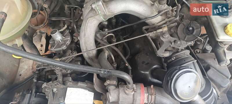 Мікроавтобус Ford Transit 1995 в Кіцмані