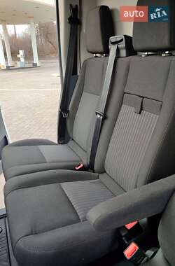 Грузовой фургон Ford Transit 2019 в 
