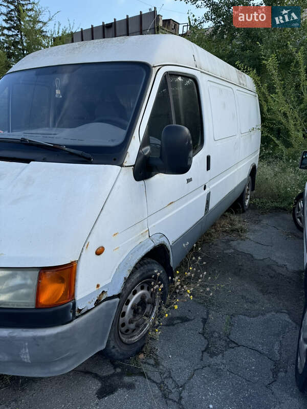 Грузовой фургон Ford Transit 1998 в Днепре