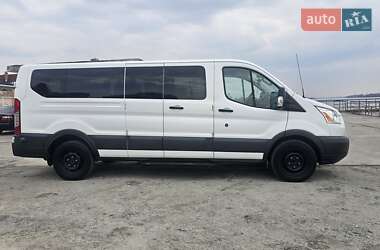Микроавтобус Ford Transit 2016 в 
