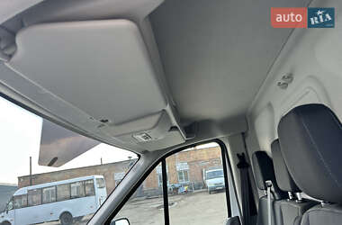 Вантажний фургон Ford Transit 2020 в 