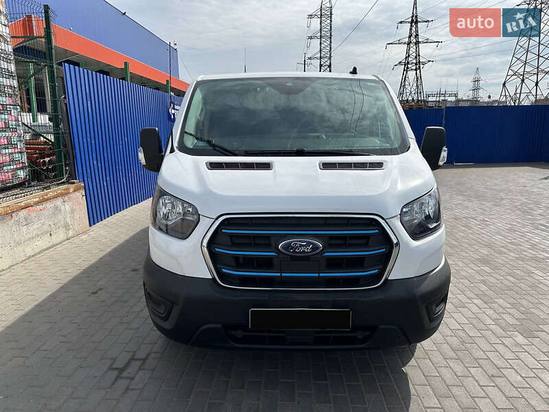 Ford Transit 2022